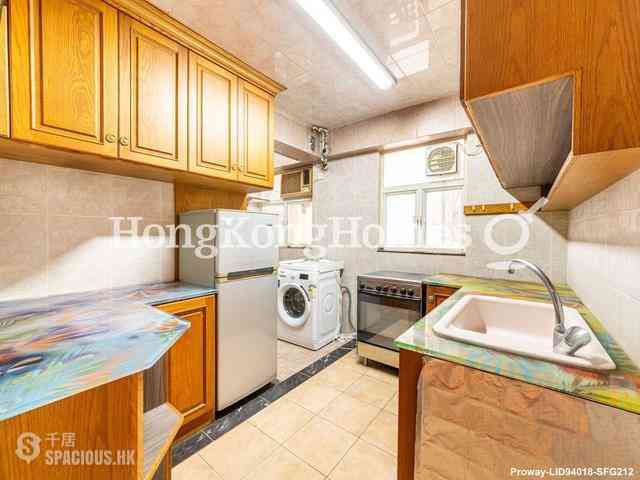 Pok Fu Lam - Baguio Villa 10