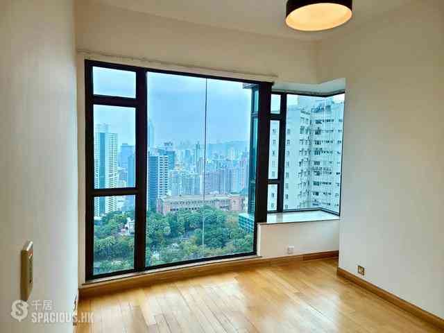 Mid Levels Central - Fairlane Tower 02