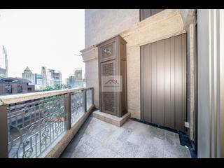 Mid Levels Central - 3, MacDonnell Road 03