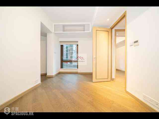 Mid Levels Central - 3, MacDonnell Road 06
