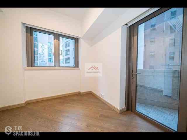 Mid Levels Central - 3, MacDonnell Road 09