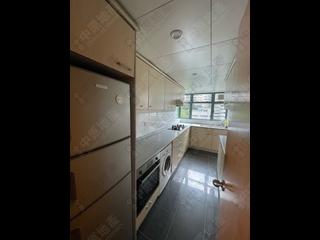 Mid Levels West - 80 Robinson Road 04