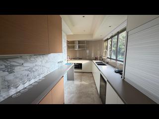 Mid Levels West - Altamira 02