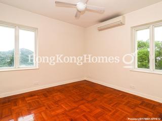 Chung Hom Kok - Villa Piubello 05