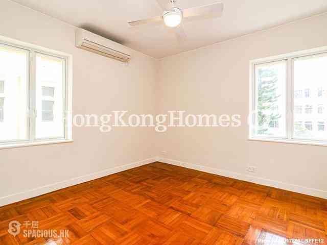 Chung Hom Kok - Villa Piubello 07