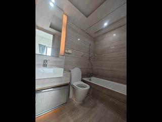 Sai Ying Pun - Island Crest Block 2 06