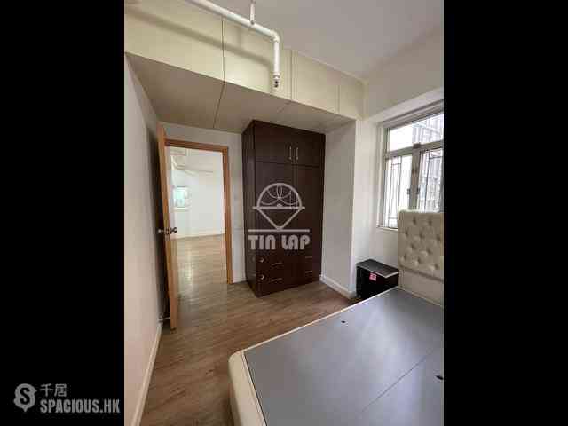 Sheung Wan - 19, Ko Shing Street 09
