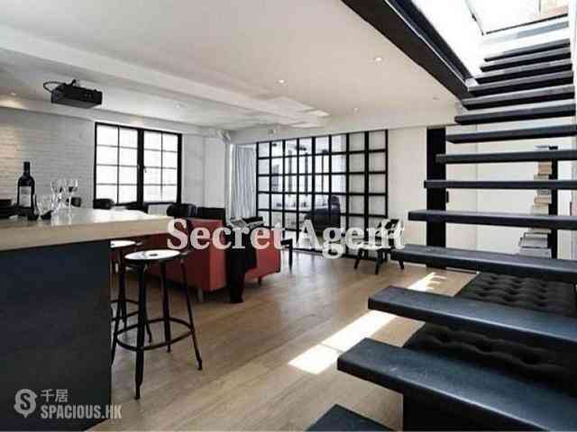 Sai Ying Pun - Wing Cheung Court 04