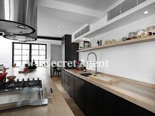 Sai Ying Pun - Wing Cheung Court 06