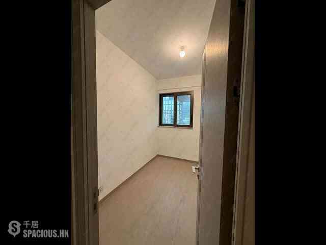 Wong Chuk Hang - The Southside Phase 3B Blue Coast 06