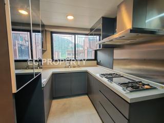 Happy Valley - The Broadville 05
