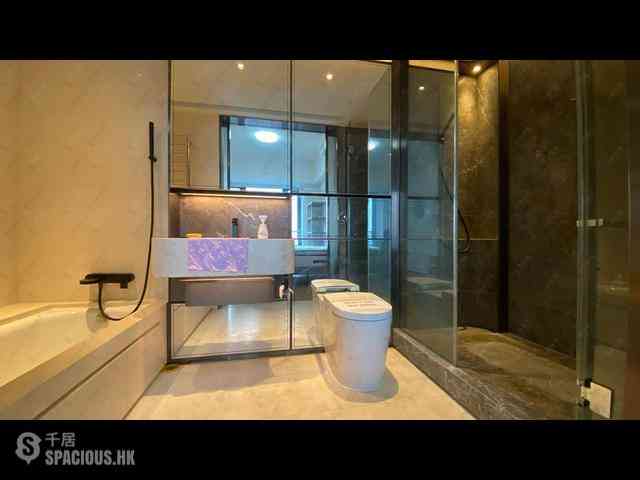 Mid Levels Central - Arezzo 10