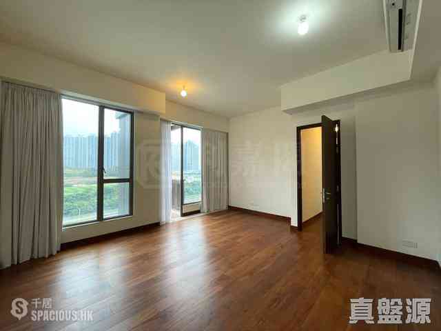 Tseung Kwan O - The Papillons Block 1 06