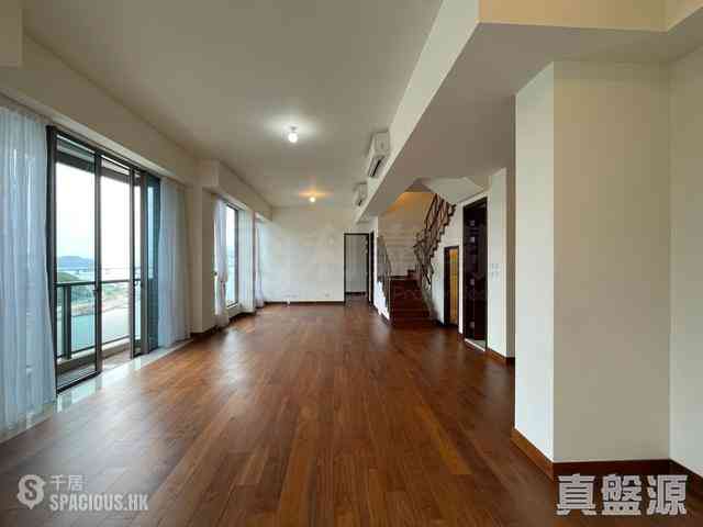 Tseung Kwan O - The Papillons Block 1 02