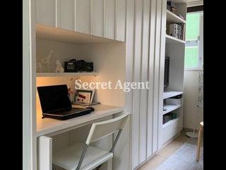 Poho - 176-178, Hollywood Road 03