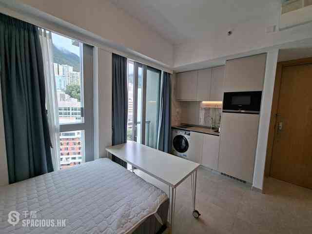 Sai Ying Pun - No.8 Hing Hon Road (Resiglow-Bonham) 06