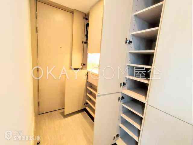 Mid Levels Central - Townplace Soho 08