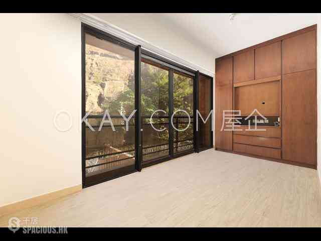 Repulse Bay - The Somerset 18