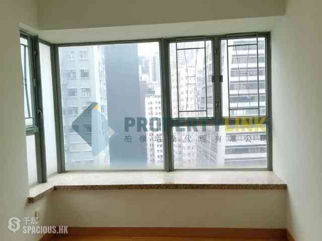 Sheung Wan - Queen's Terrace 02