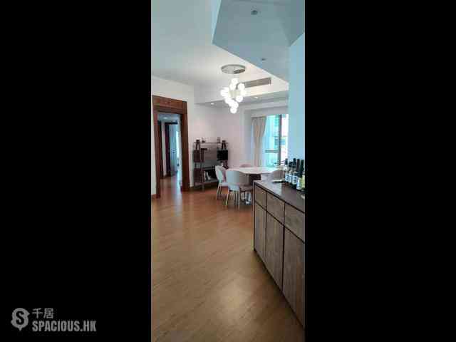 Mid Levels Central - Regence Royale Tower 1 04