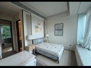 Mid Levels West - Cluny Park 11