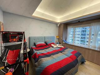 Mid Levels West - Serene Court 03