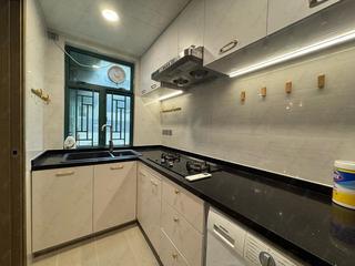 Mid Levels West - Peaksville Block 1 03