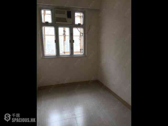 Sai Ying Pun - Hing Hon Building 06