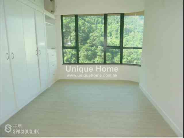Mid Levels Central - Hillsborough Court 05