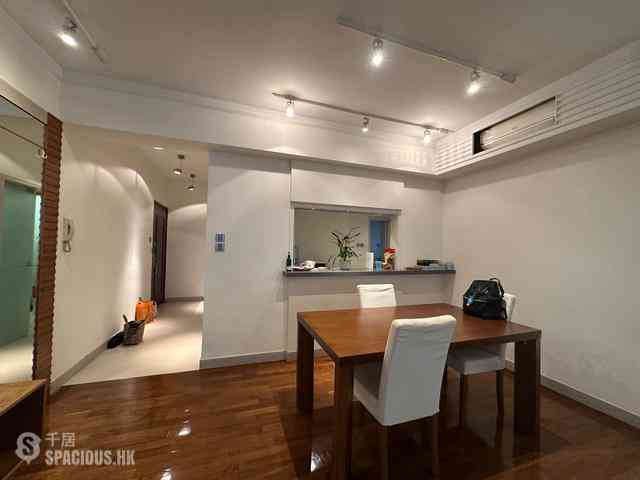 Mid Levels Central - Botanic Terrace 03