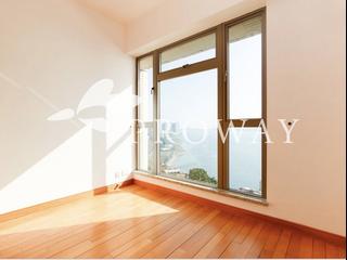 Pok Fu Lam - Villas Sorrento 08