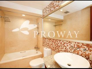 Pok Fu Lam - Villas Sorrento 11