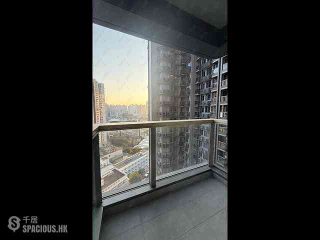 Wong Chuk Hang - The Southside Phase 2 La Marina Tower 2A 07