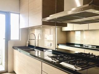 Wan Chai - The Avenue Phase 2 Block 2 06