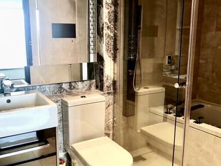Wan Chai - The Avenue Phase 2 Block 2 08