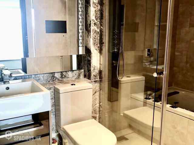 Wan Chai - The Avenue Phase 2 Block 2 08