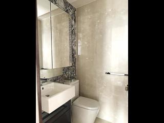 Wan Chai - The Avenue Phase 2 Block 2 12