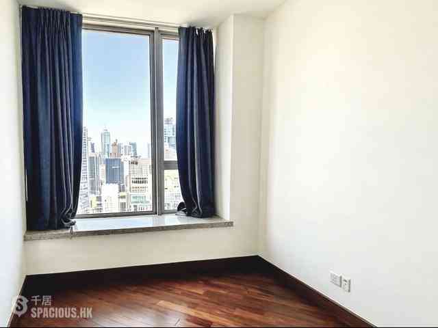 Wan Chai - The Avenue Phase 2 Block 2 11