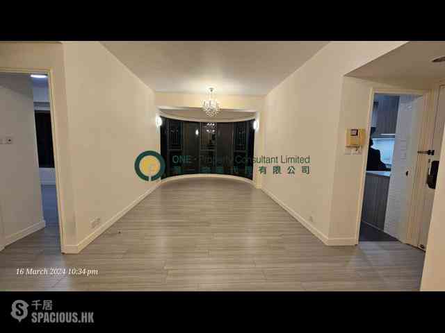 Mid Levels Central - Hillsborough Court 02