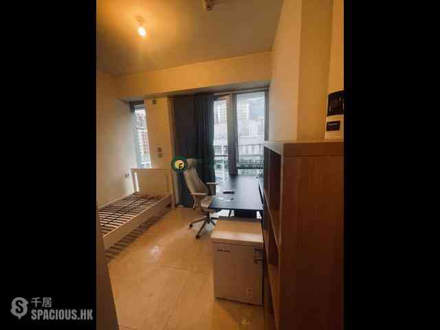 Sai Ying Pun - 63, Pokfulam 01