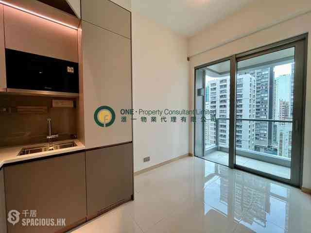 Sai Ying Pun - Upper Manor 01