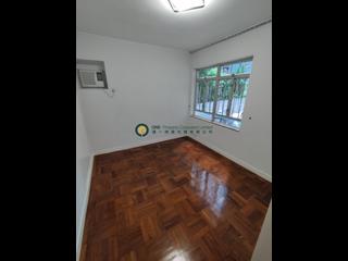 Mid Levels Central - Merry Court 06