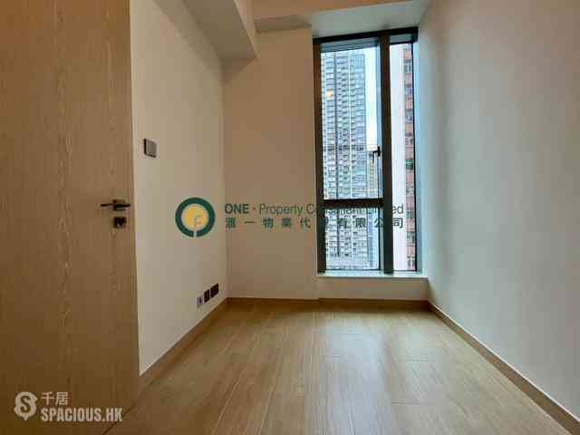 Sai Ying Pun - Upper Manor 05