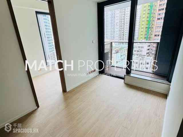 Sai Ying Pun - Des Voeux W Residence 02