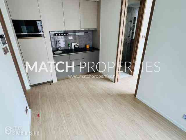 Sai Ying Pun - Des Voeux W Residence 03