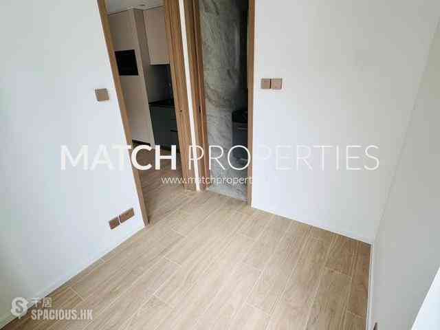 Sai Ying Pun - Des Voeux W Residence 07