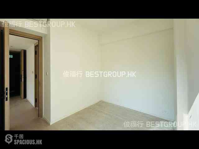 Wan Chai - 33 Kennedy Road 06