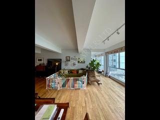 Mid Levels Central - Bo Kwong Apartments 02