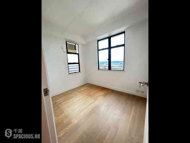 Mid Levels West - Scenic Heights Block 2 03
