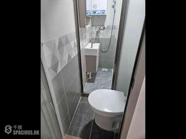 Kennedy Town - 131-133, Belcher's Street 06
